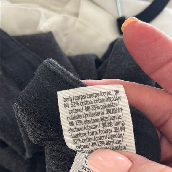 PINK Victoria's Secret Black Leggings with Tapered Design Size S GUC - Picture 5 of 5